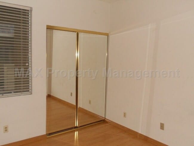 Foto del edificio - Available now 2 Bedrooms 2 Bathrooms Townh...