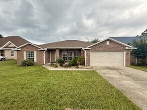 Building Photo - 4415 Mirada Way