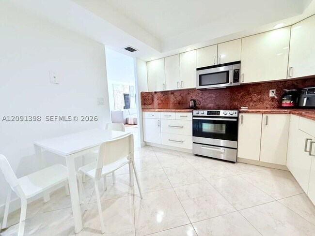Foto del edificio - 251 174th St