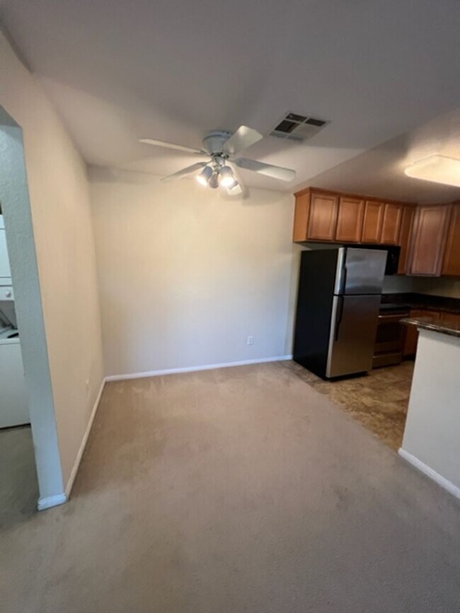 Foto del edificio - Nice 1 Bedroom and 1 Bathroom Condo $1,450.00