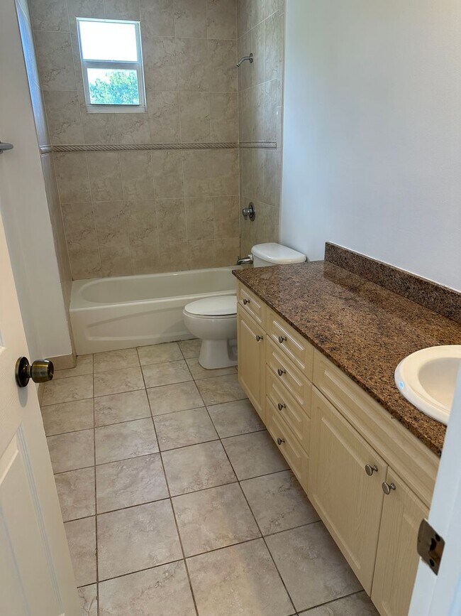 Photo - Large TH with 2 car garage House