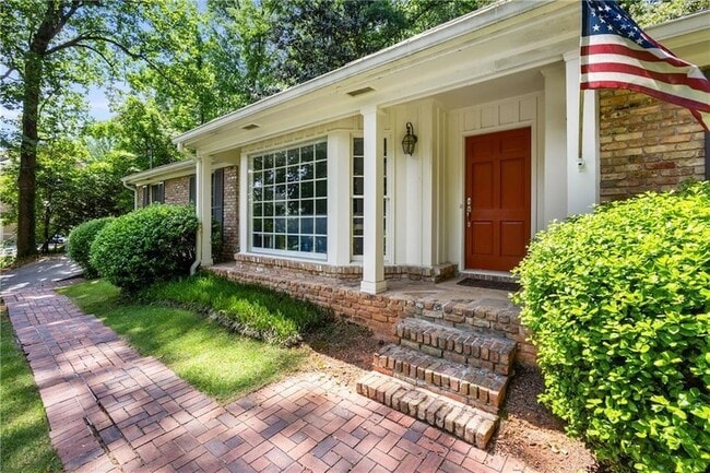 Building Photo - 6550 Bridgewood Valley Rd NW