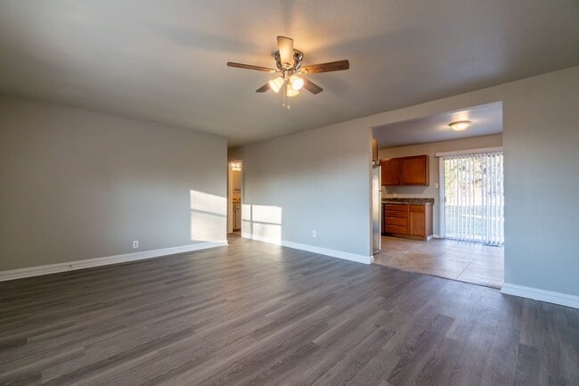 Building Photo - * Move-In Special * Charming 3 Bed / 1.5 Bath Home in Greenwood (1 Acre Lot)