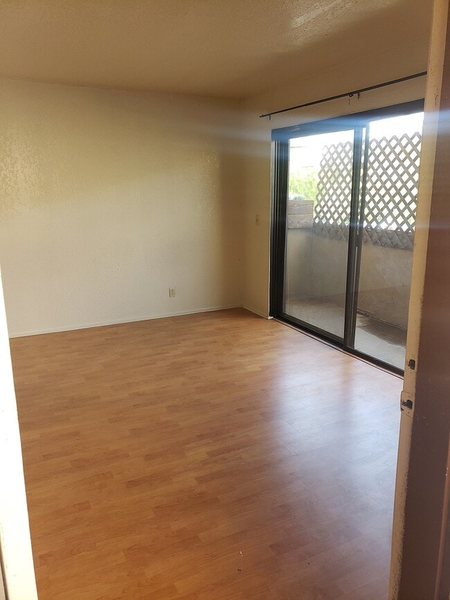 Building Photo - 10220 Tujunga Canyon Blvd