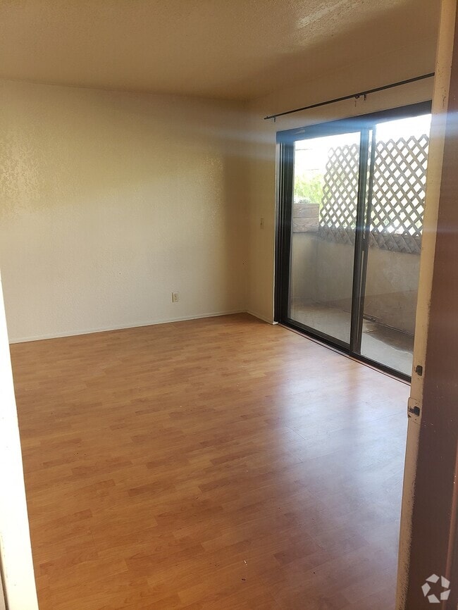 Building Photo - 10220 Tujunga Canyon Blvd