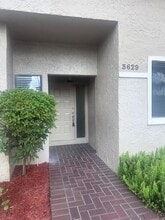 Building Photo - 3629 Inverrary Blvd W