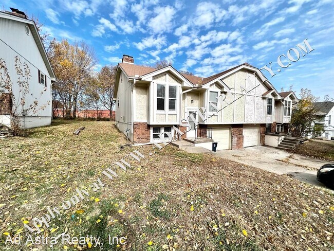 Building Photo - 3 br, 2 bath House - 7402 NW 82nd St.,