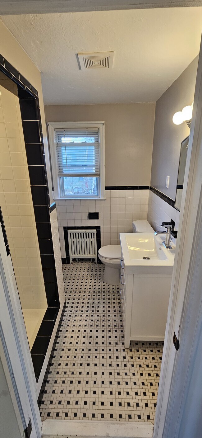 Foto del edificio - 421 Myrtle Ave