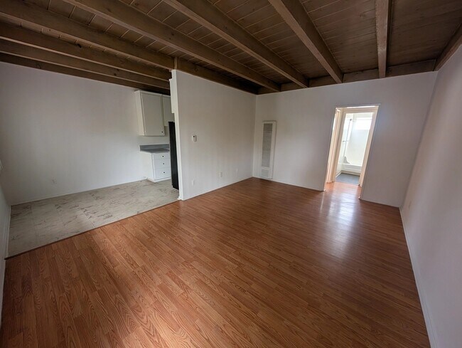 Foto del edificio - 3758 Inglewood Blvd