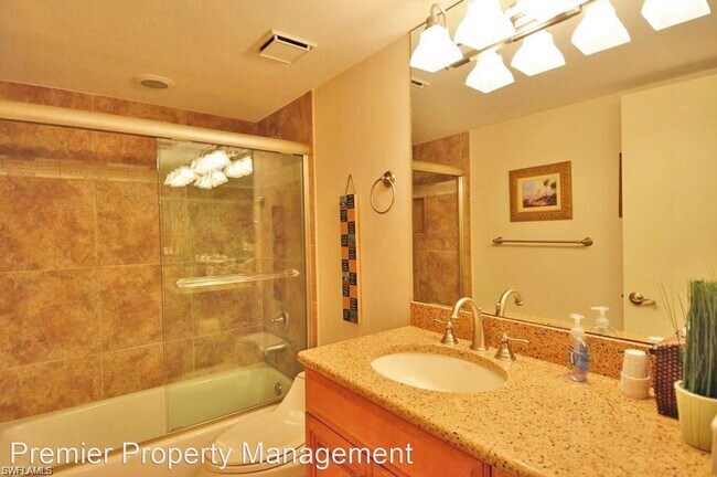 Foto del edificio - 2 br, 2 bath House - 260 Seaview Court Uni...