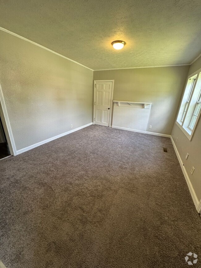 Building Photo - 1222 Forman Dr