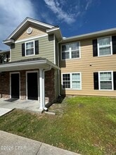 Building Photo - 303 Lighthouse Rd