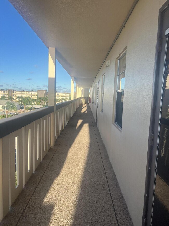 4043 Wolverton C, Boca Raton, FL 33434 Room for Rent in Boca Raton, FL