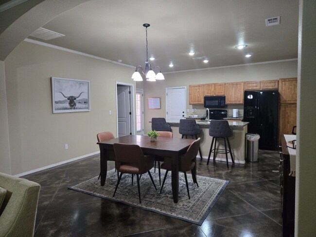 Foto del edificio - 6310 Nancy Ellen St