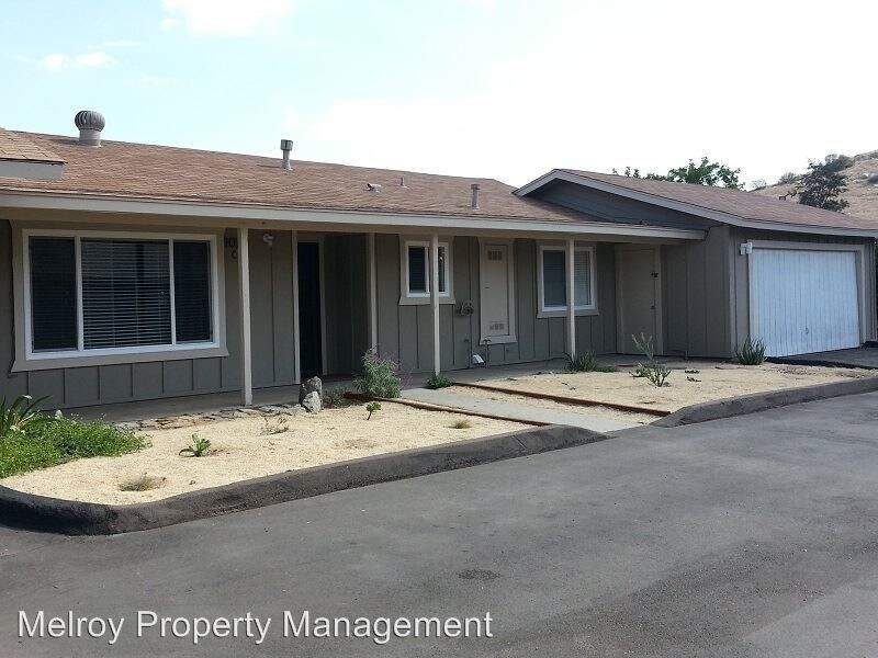 Primary Photo - 1017 Greenfield Dr