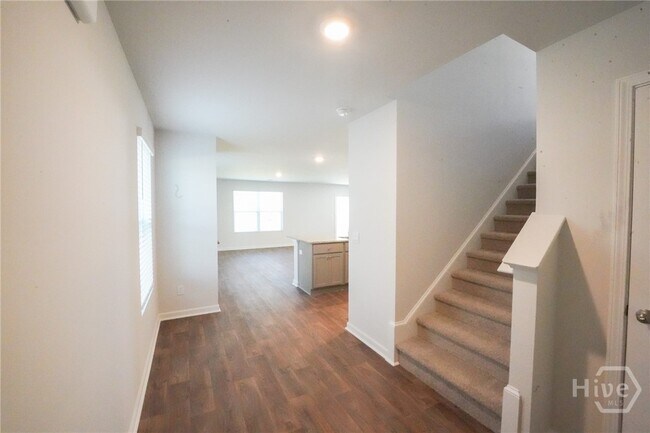 Building Photo - 455 Coconut Dr