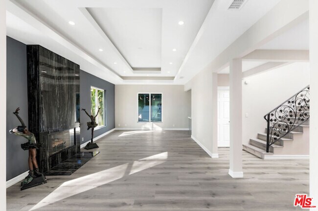 Building Photo - 164 N Willaman Dr