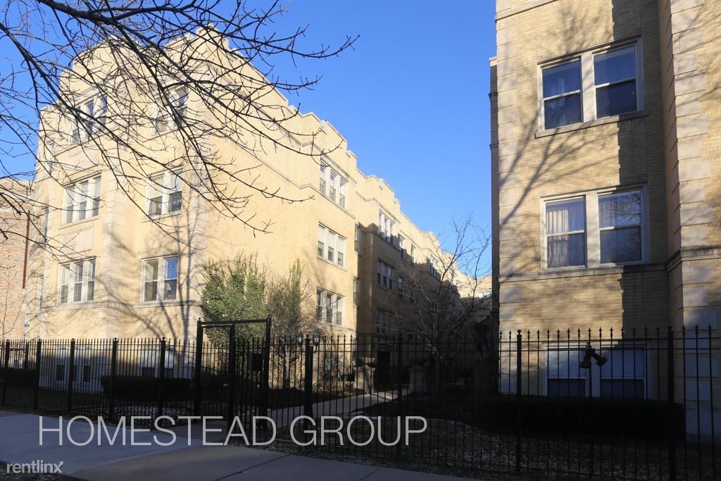 Primary Photo - 1120 E Hyde Park Blvd
