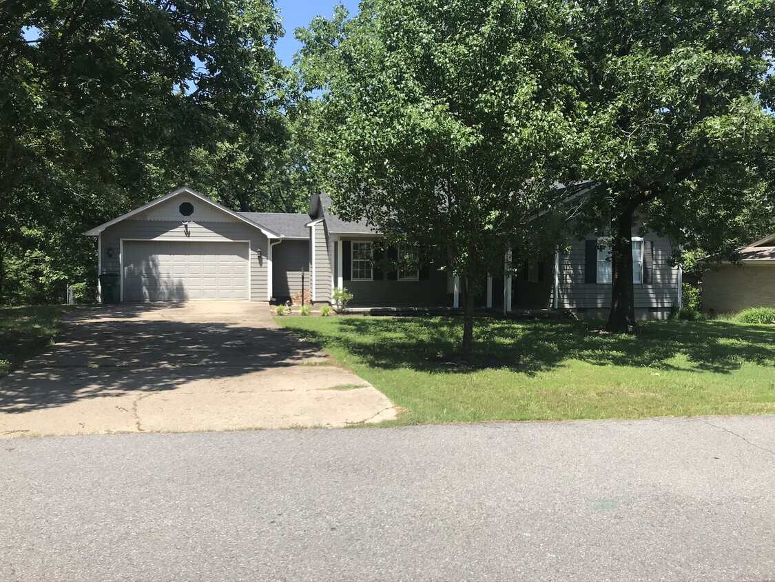 Primary Photo - 24 Ridge Rd
