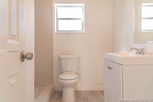 Foto del edificio - 2534 McKinley St