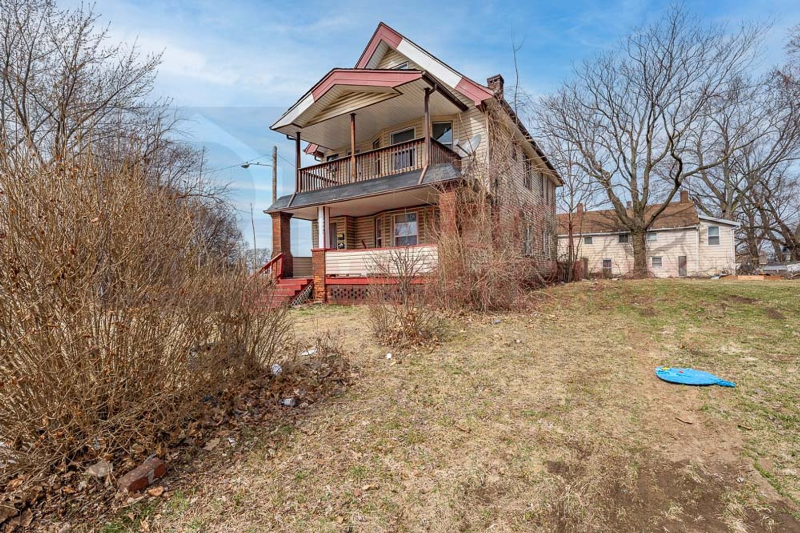14001 Idarose Ave Cleveland, OH 44110 – photo 2