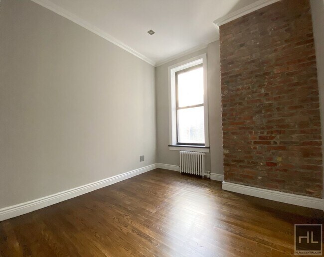 Building Photo - East 18th Street