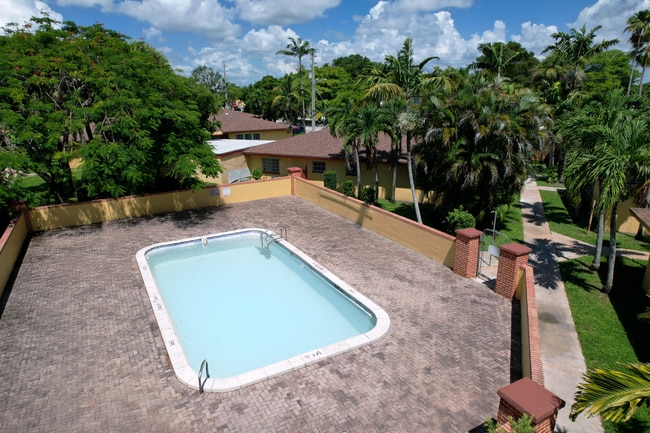 Foto del edificio - Brisa Apartment Homes