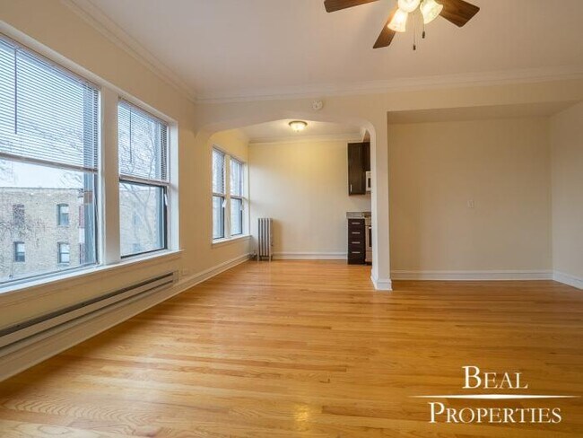 Building Photo - 0 bedroom in CHICAGO IL 60640