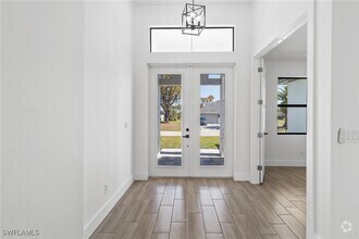 Building Photo - 2032 NE 20th Terrace