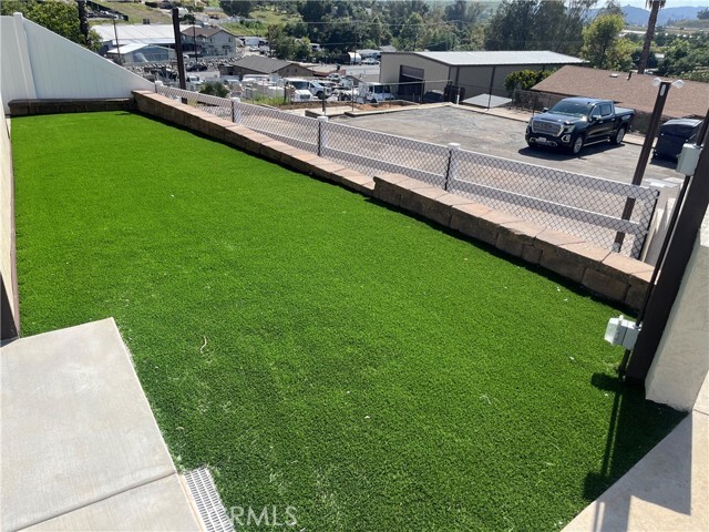 Foto del edificio - 9335 Chimney Rock Ln