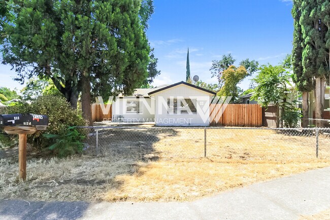 Foto del edificio - 912 Shearer St