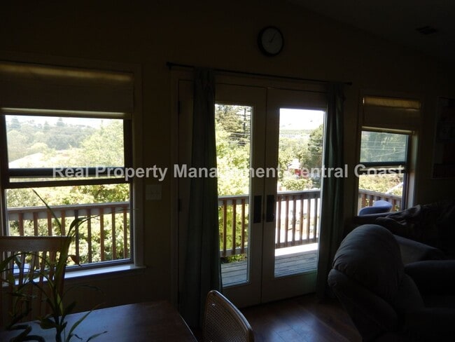 Building Photo - AVAILABLE JULY - House Close to Cal Poly -...
