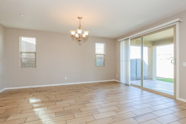 Foto del edificio - 10654 W Anna Ave