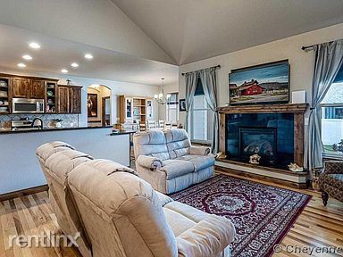Building Photo - 3 br, 2 bath House - 6505 Laramie St