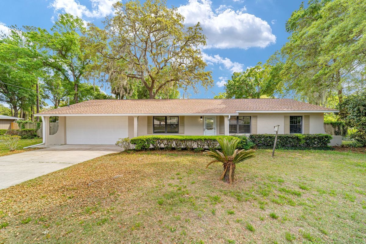 Foto principal - 2220 NE 41st St