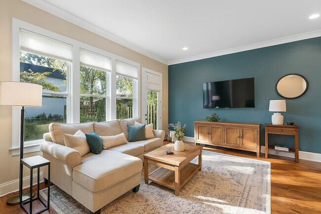 Foto del edificio - 1725 7th Ave N