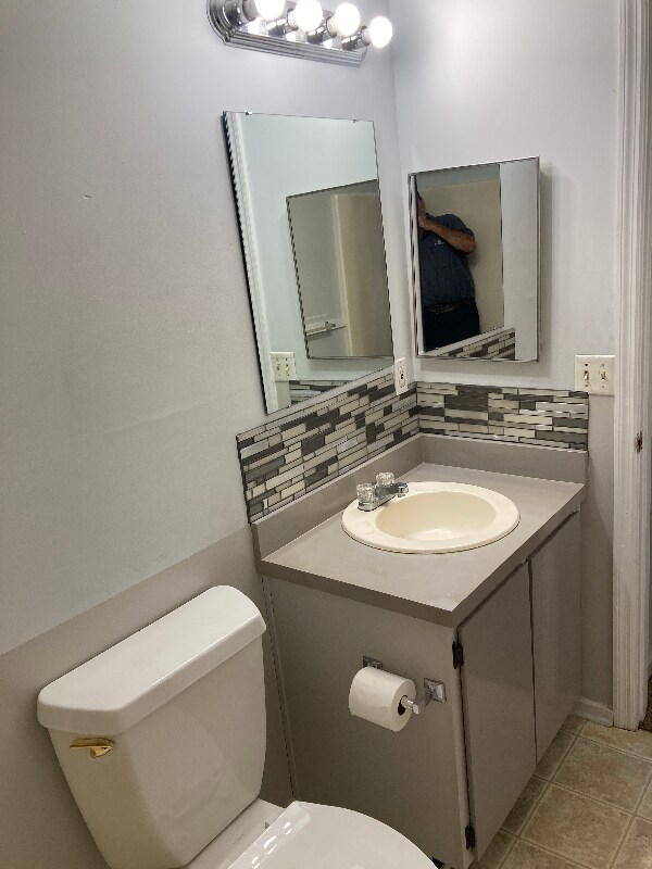 Foto del edificio - 2203 Jurgensen St