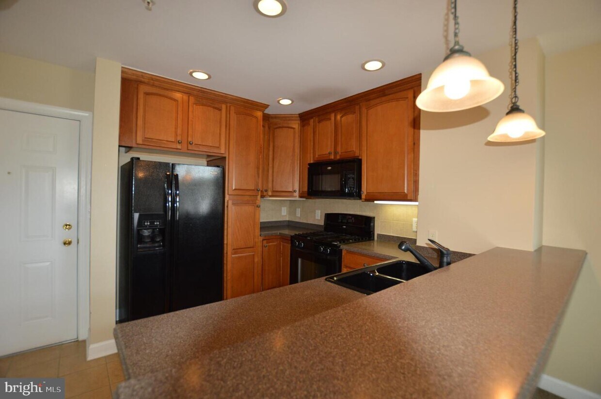 35 E All Saints St Unit 317, Frederick, MD 21701 Room for Rent in