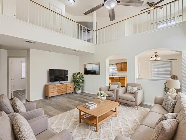 Building Photo - 13313 John Tyler St