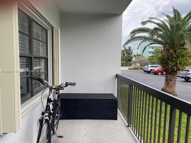 Foto del edificio - 1301 NE 7th St