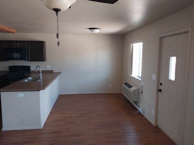 Foto del edificio - 209 4th St SW