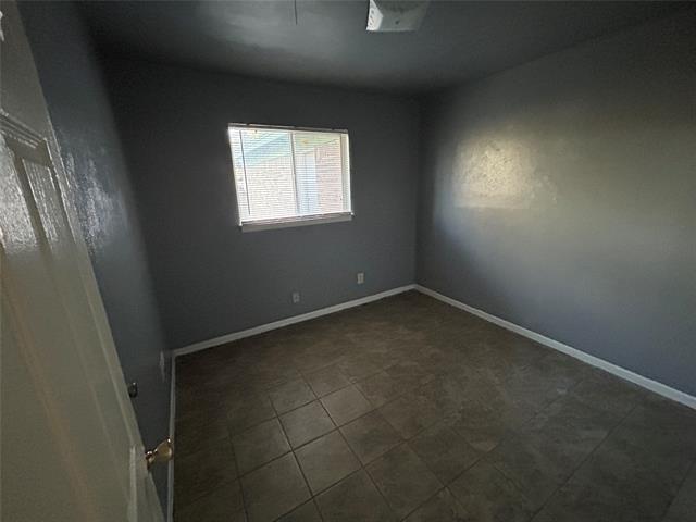 Foto del edificio - 4749 Forest Wood Dr