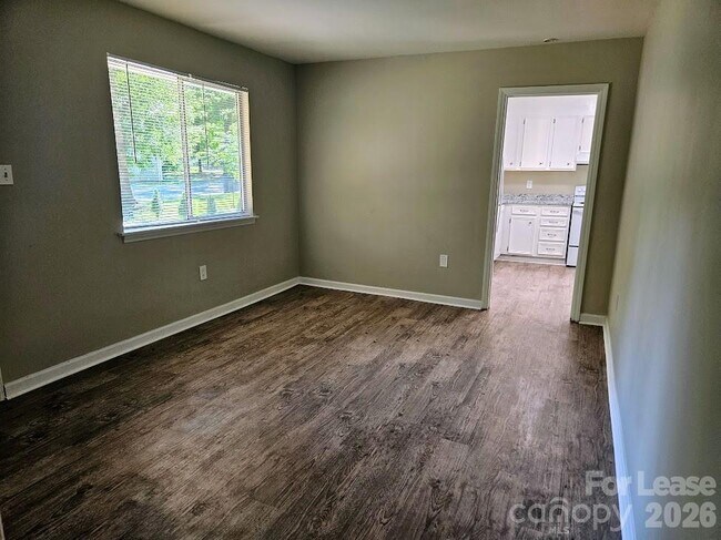Foto del edificio - 6815 Water Mill Ct