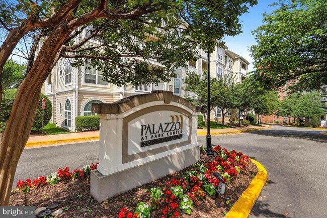 Foto del edificio - 4551 Strutfield Ln