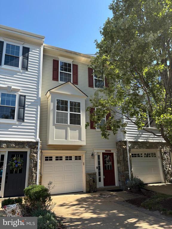 Building Photo - 3847 Watkins Mill Dr