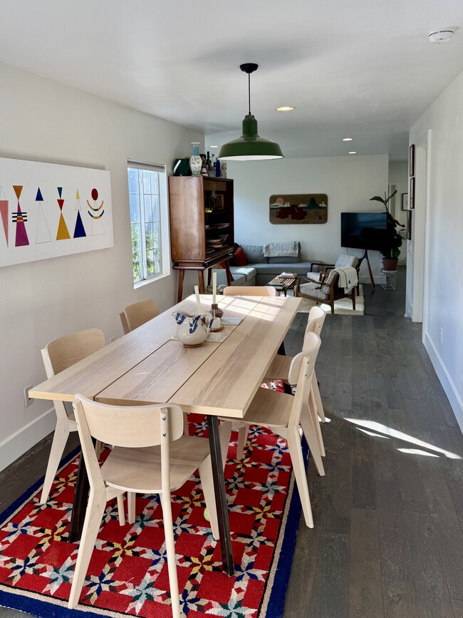 Foto del edificio - 2127 Kent St