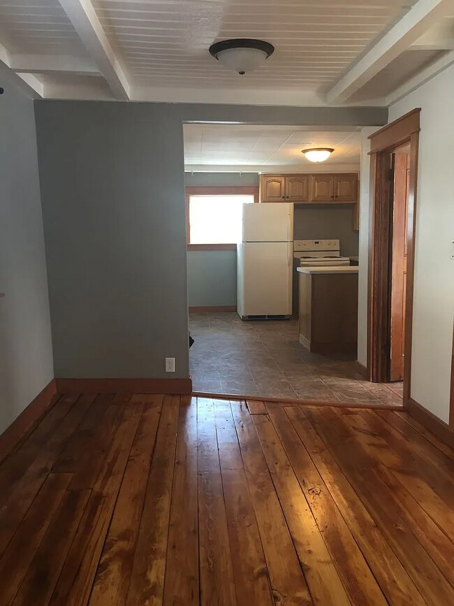 Foto del edificio - 922-922 E 5th St