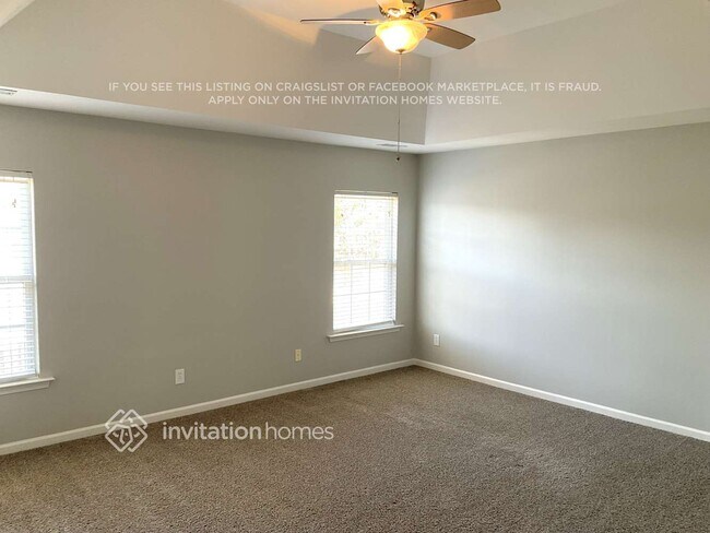 Building Photo - 13207 Rebecca Run Dr
