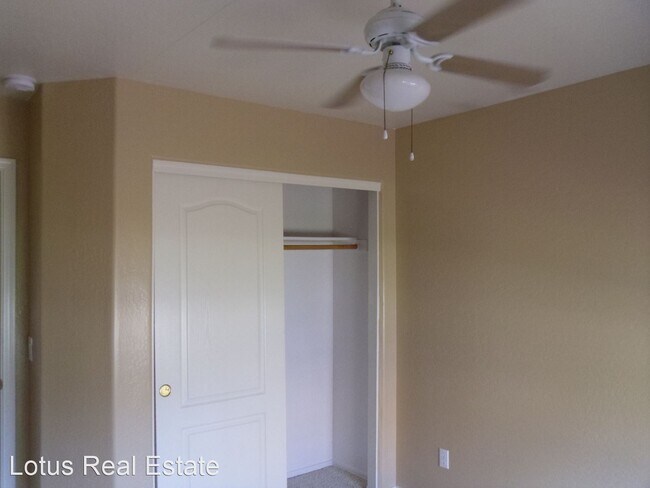 Building Photo - 3 br, 2 bath House - 4415 E Redwood Ln