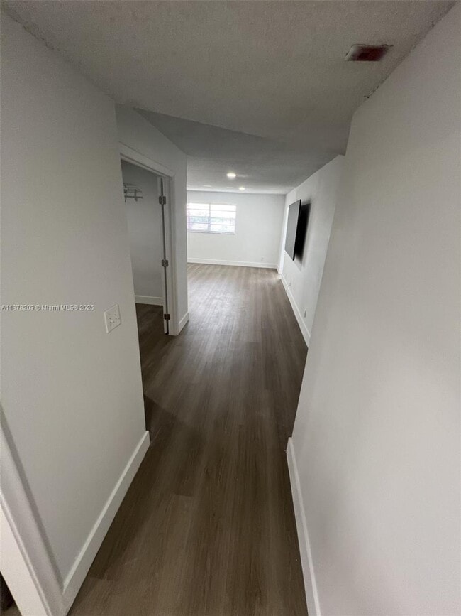 Foto del edificio - 22605 SW 66th Ave